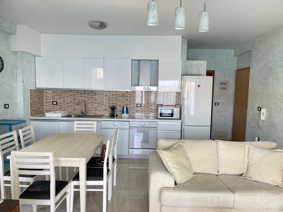 סרנדה 1-Stunning Sea View Apartments! מראה חיצוני תמונה