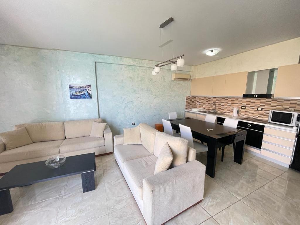 סרנדה 1-Stunning Sea View Apartments! מראה חיצוני תמונה