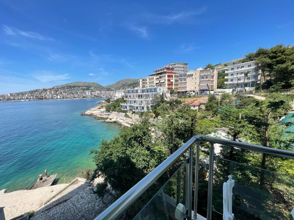 סרנדה 1-Stunning Sea View Apartments! מראה חיצוני תמונה