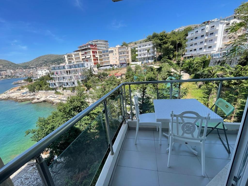 סרנדה 1-Stunning Sea View Apartments! מראה חיצוני תמונה